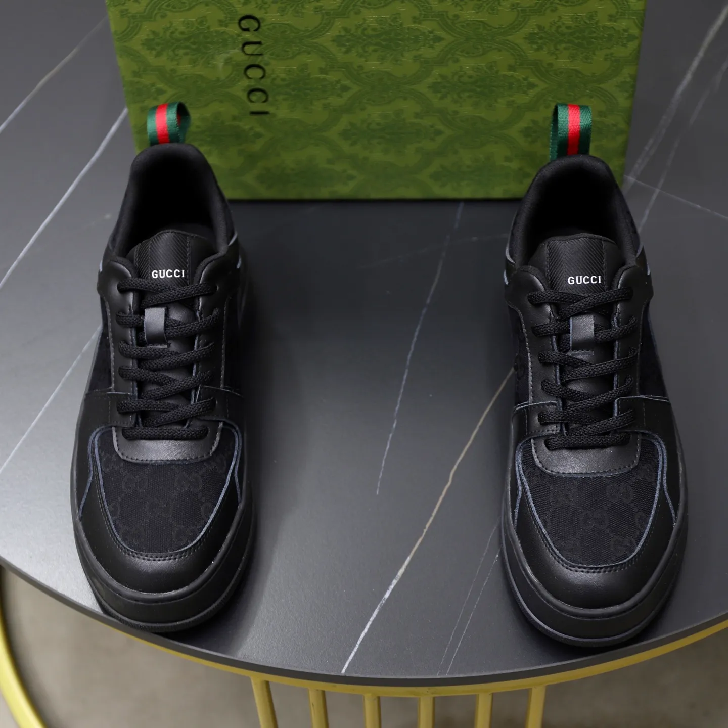 Ex-factory price: 420💰🙅‍♂️🙅‍♂️🙅‍♂️ Brand: GUCCI Standard code: 38-44 (45 customized) Grade: Same as the official website Material: Original cowhide material spliced with brand cloth Comfortable and breathable lining Lightweight and wear-resistant sports outsole Style category: Men's fashion casual shoes Running sports shoes Distinguished luxury brand elements Top luxury color: actual picture color